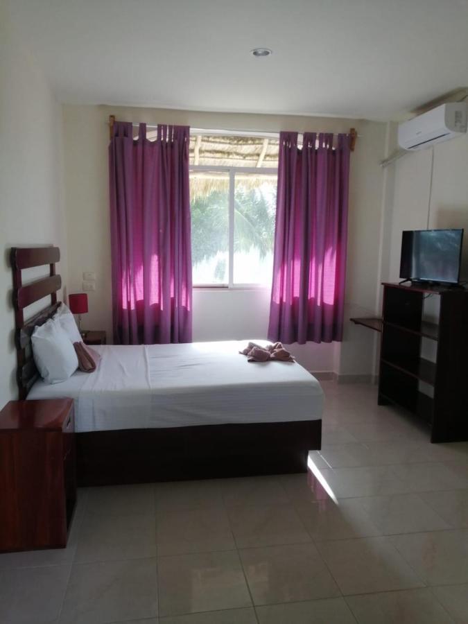 Porto Coral Hotel & Suites Chetumal Ngoại thất bức ảnh